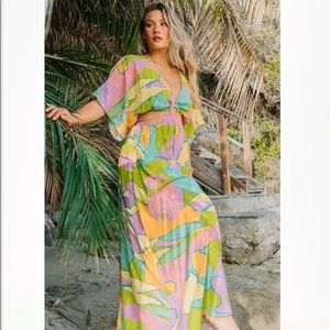 Show me your MuMu open front maxi dress M gorgeous print batwing sleeve unique